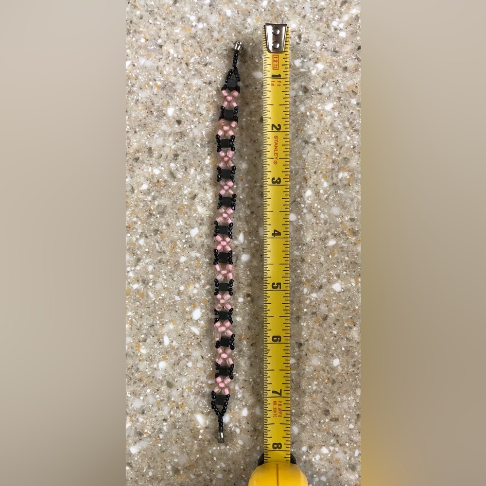 Estate Sale! Vintage Beaded Pink Jewelry w/ 3 Bracelets, 2 Earrings, & Necklace - Picture 5 of 16